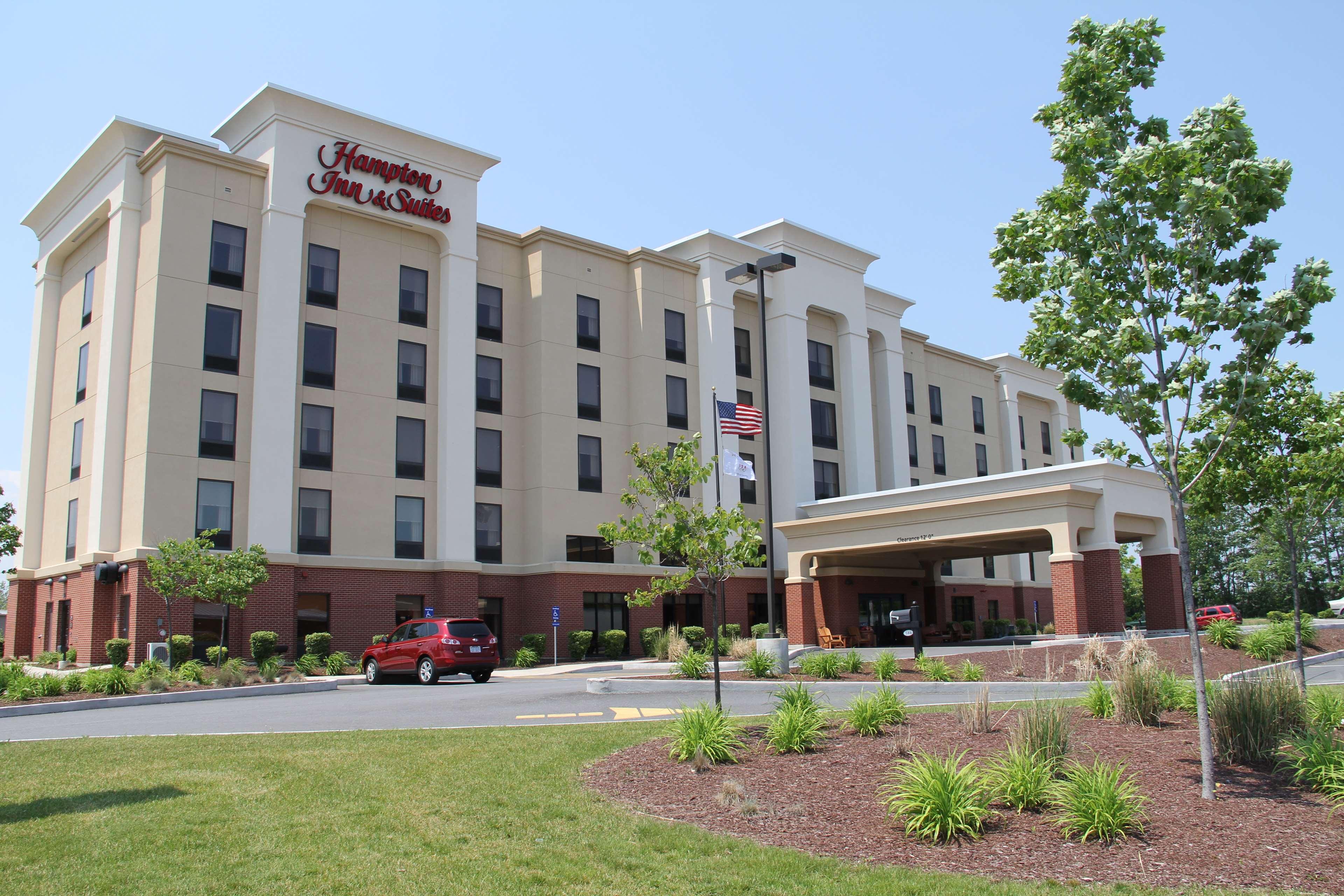 Hampton Inn & Suites Plattsburgh Εξωτερικό φωτογραφία