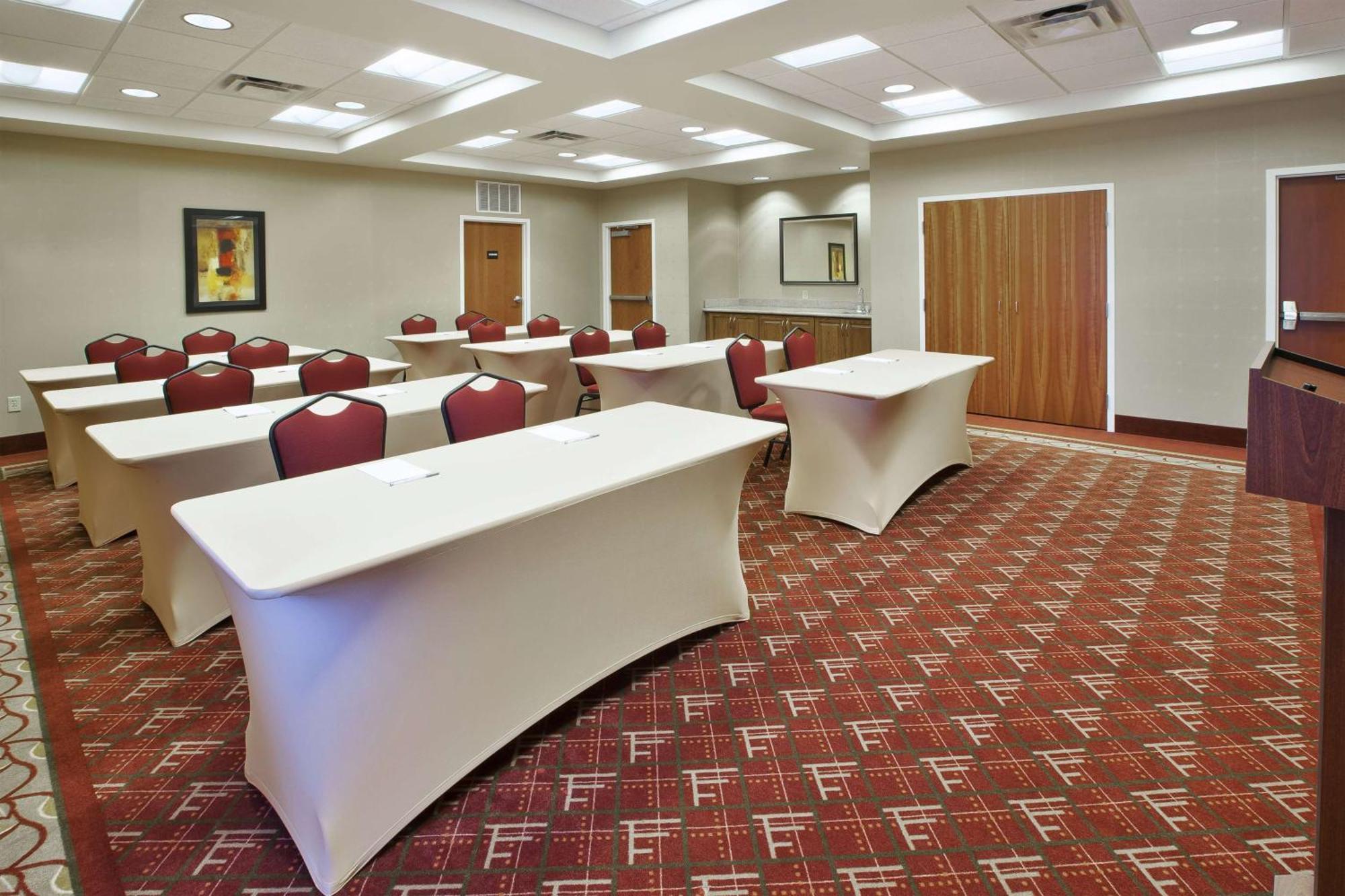 Hampton Inn & Suites Plattsburgh Εξωτερικό φωτογραφία
