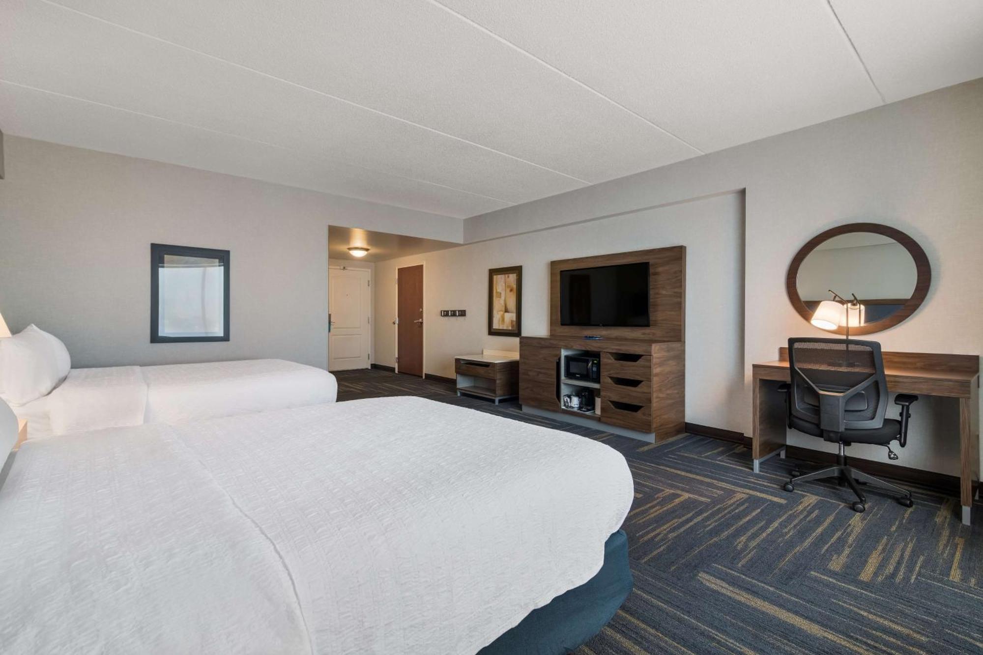 Hampton Inn & Suites Plattsburgh Εξωτερικό φωτογραφία