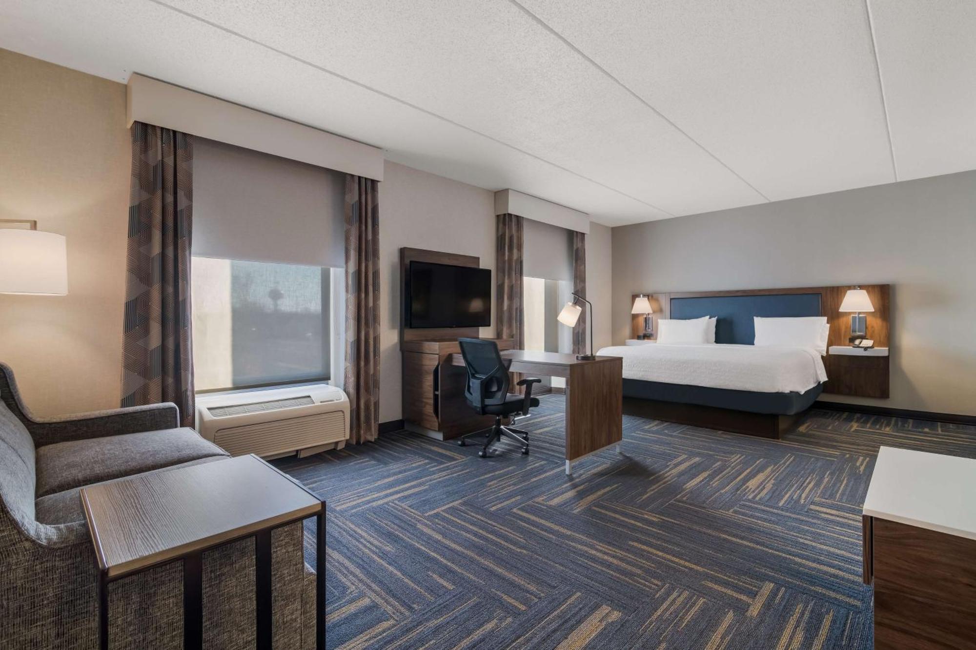 Hampton Inn & Suites Plattsburgh Εξωτερικό φωτογραφία