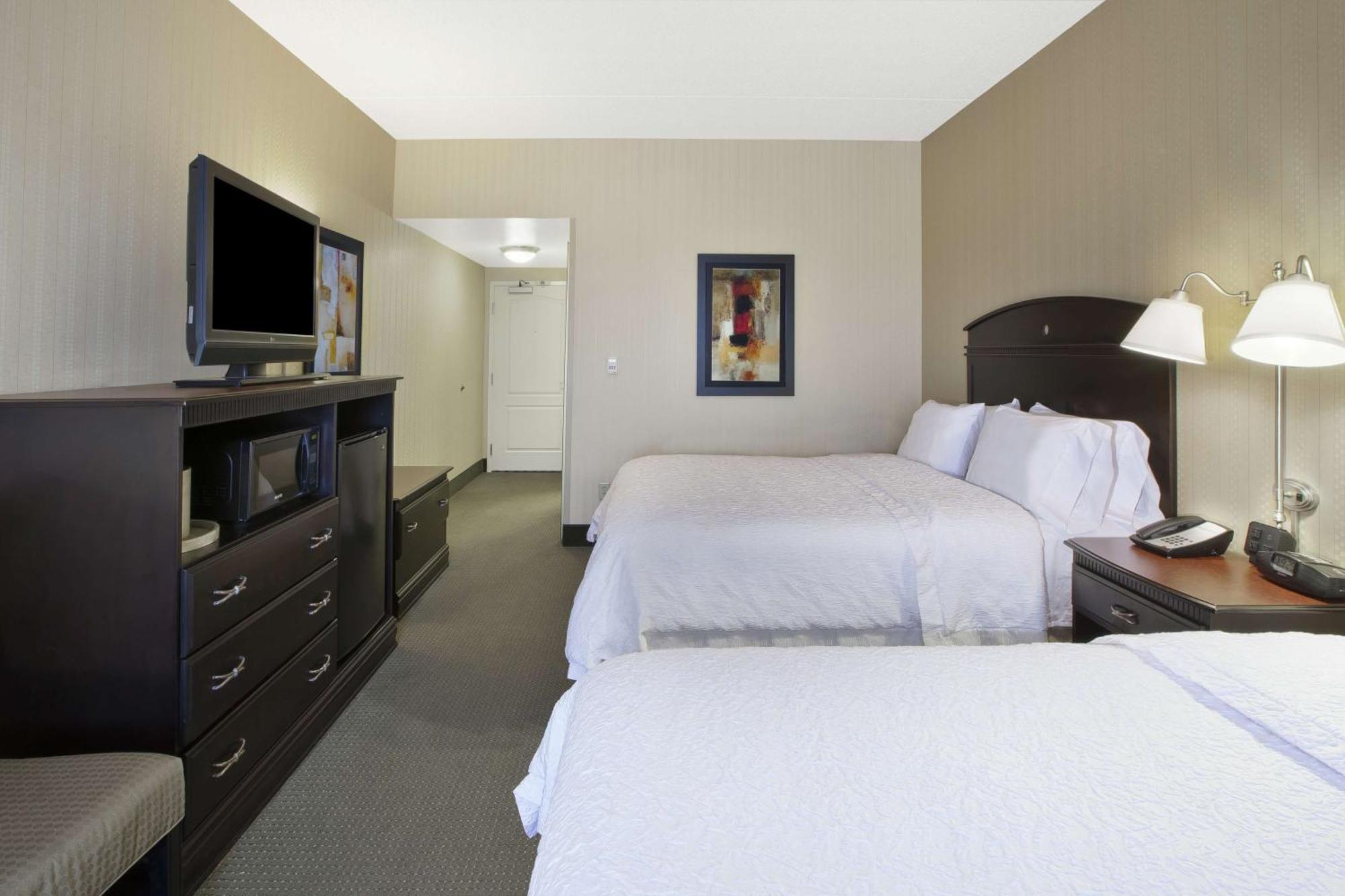 Hampton Inn & Suites Plattsburgh Εξωτερικό φωτογραφία