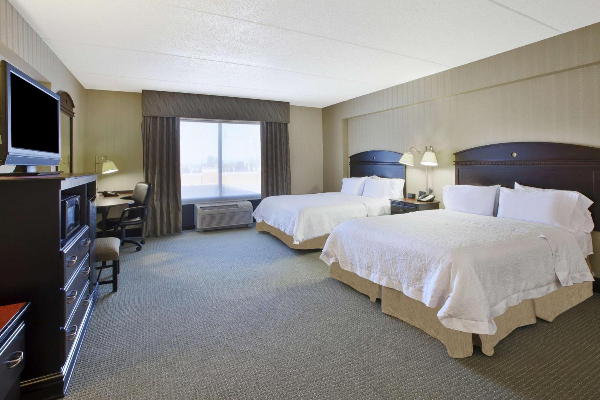 Hampton Inn & Suites Plattsburgh Εξωτερικό φωτογραφία
