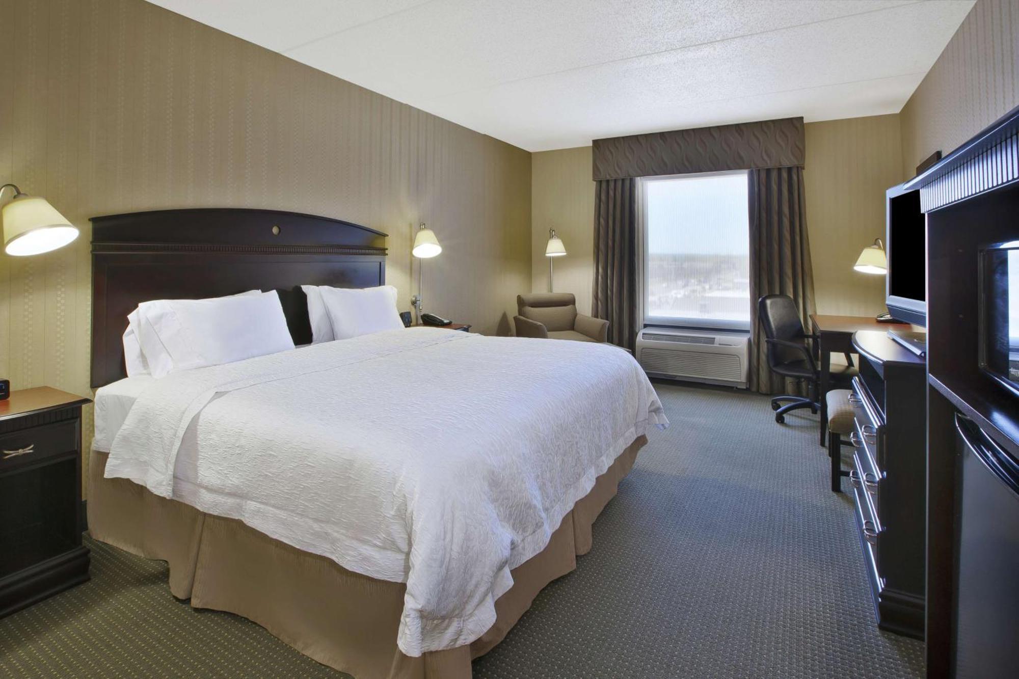 Hampton Inn & Suites Plattsburgh Εξωτερικό φωτογραφία