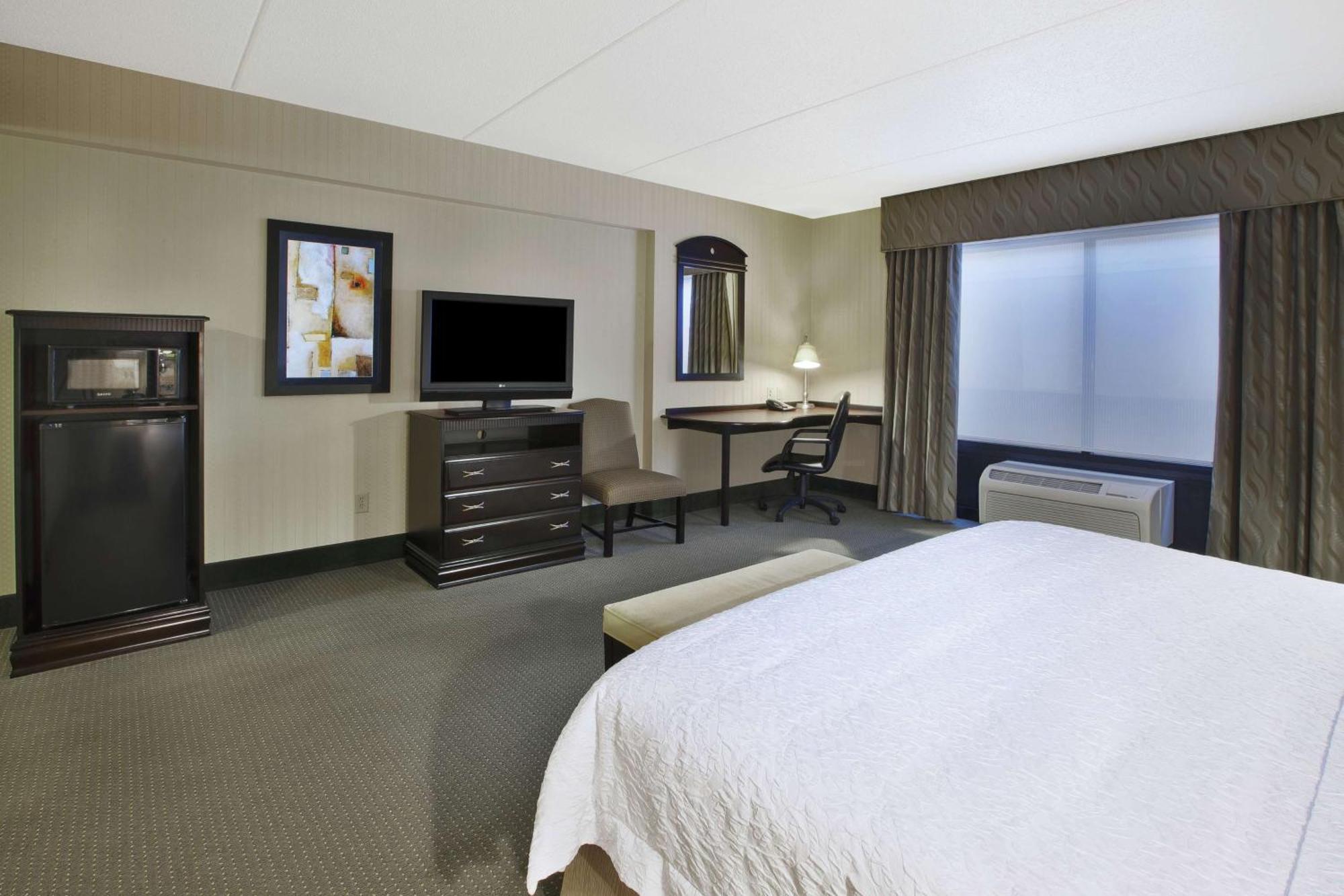 Hampton Inn & Suites Plattsburgh Εξωτερικό φωτογραφία
