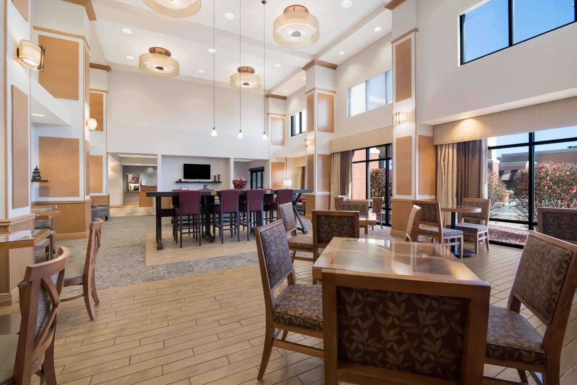 Hampton Inn & Suites Plattsburgh Εξωτερικό φωτογραφία